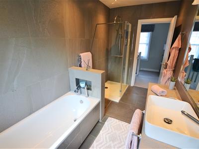 Picture 30